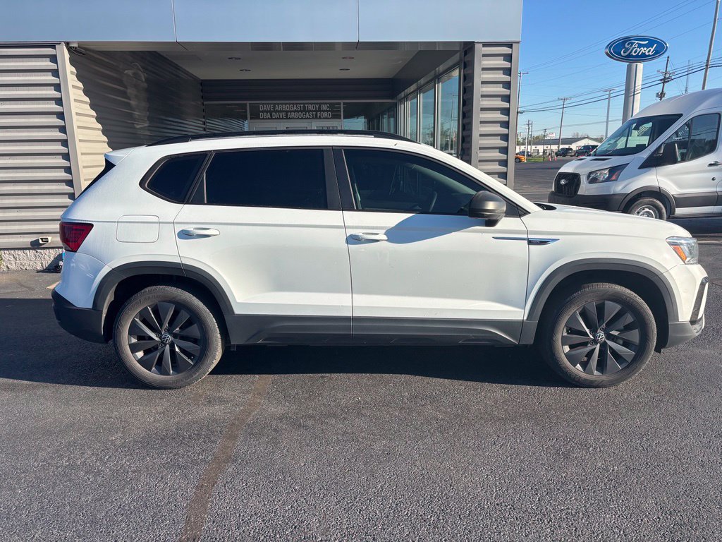 Used 2022 Volkswagen Taos S AWD/4WD image 4