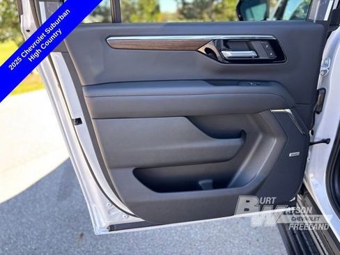 New 2025 Chevrolet Suburban High Country image 24