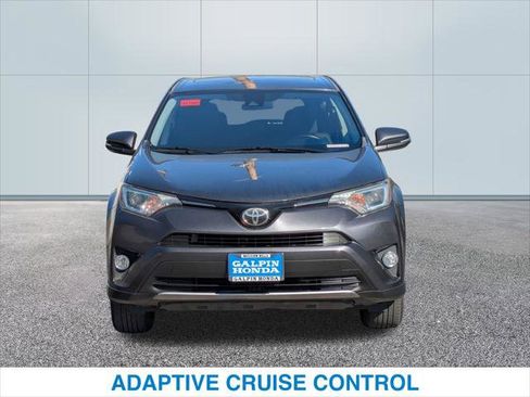 Used 2018 Toyota RAV4 XLE image 3