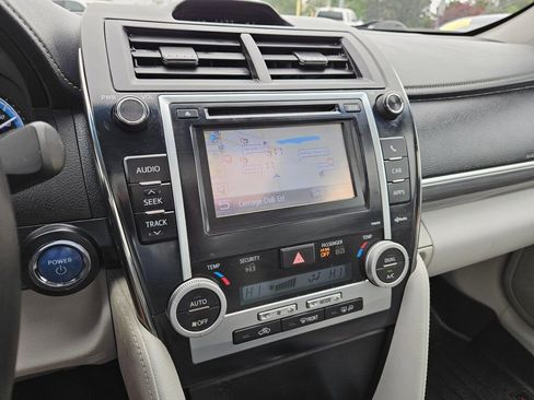 Used 2013 Toyota Camry XLE w/ Leather Pkg FWD image 26