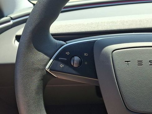 Used 2024 Tesla Model 3 Long Range RWD image 22