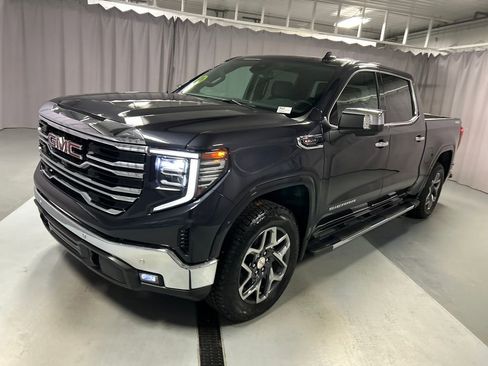 New 2026 GMC Sierra 1500 SLT w/ SLT Premium Package image 3