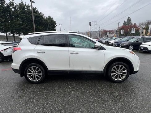 Used 2016 Toyota RAV4 Limited image 4