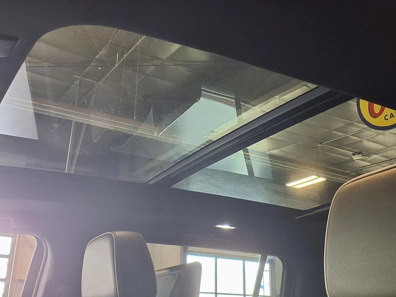Used 2021 Chevrolet Suburban Premier AWD/4WD image 19