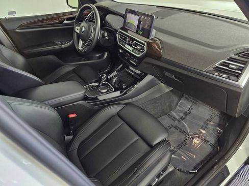 Used 2024 BMW X3 xDrive30i AWD/4WD image 11