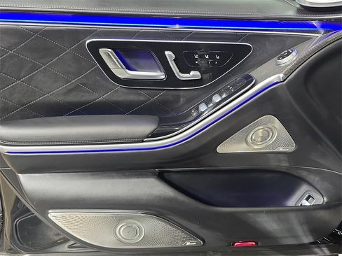 Used 2025 Mercedes-Benz S 580 4MATIC Sedan image 22