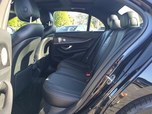 Used 2022 Mercedes-Benz E 350 Sedan image 15