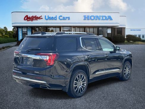 Used 2023 GMC Acadia Denali w/ Black Diamond Edition image 5