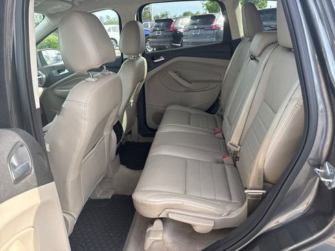 Used 2015 Ford Escape Titanium FWD image 30