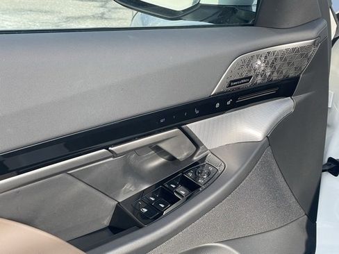 Certified 2026 BMW 530i xDrive w/ M Sport Package image 14