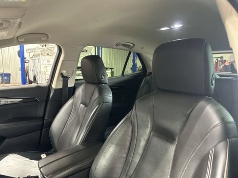 Used 2021 Buick Envision Essence w/ Technology Package I FWD image 20