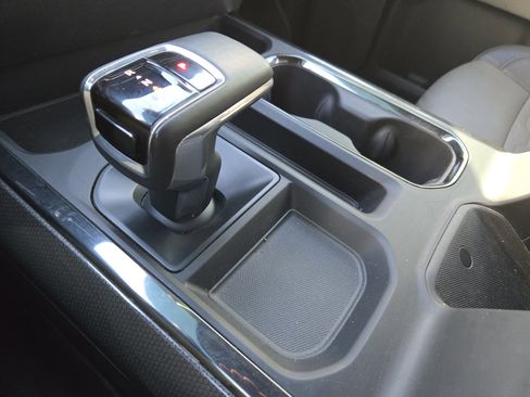 Used 2024 Chevrolet Silverado 1500 ZR2 w/ Technology Package image 23