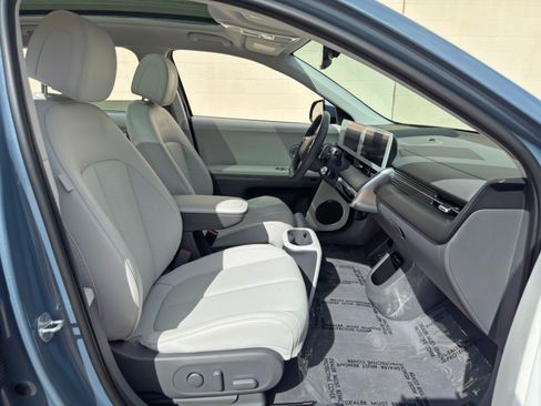 Used 2022 Hyundai Ioniq 5 Limited w/ Cargo Package RWD image 15