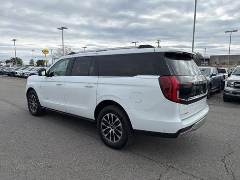 Certified 2025 Ford Expedition Max Platinum image 6