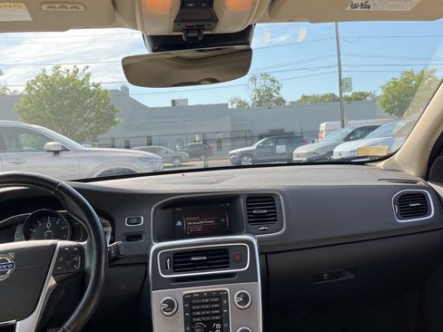 Used 2018 Volvo S60 T5 Inscription AWD/4WD image 7