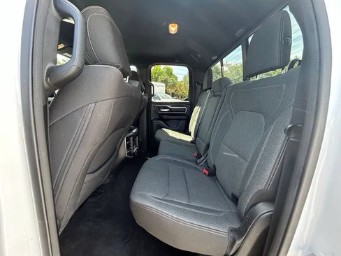 Used 2021 RAM 1500 Big Horn RWD image 33