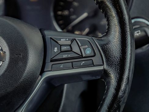 Used 2022 Nissan Rogue Sport SL AWD/4WD image 19