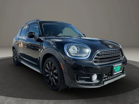 Used 2017 MINI Cooper Countryman image 3