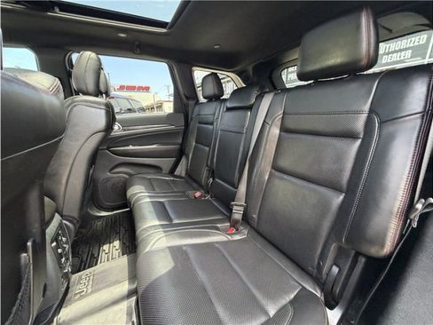 Used 2018 Jeep Grand Cherokee Trailhawk w/ Trailhawk Luxury Group AWD/4WD image 22