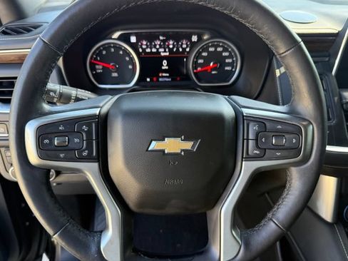 Used 2021 Chevrolet Tahoe Premier w/ Premium Package AWD/4WD image 16