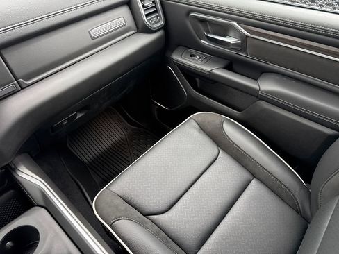 New 2026 RAM 1500 Laramie AWD/4WD image 16