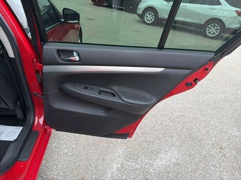 Used 2011 INFINITI G37 x w/ Premium Pkg image 16