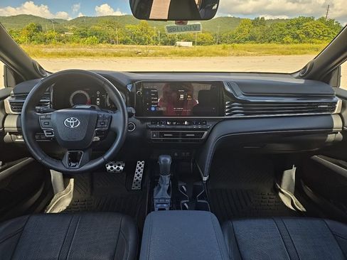 Used 2025 Toyota Camry XSE w/ Premium Plus Package FWD image 4