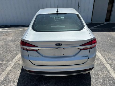 Used 2018 Ford Fusion S FWD image 5