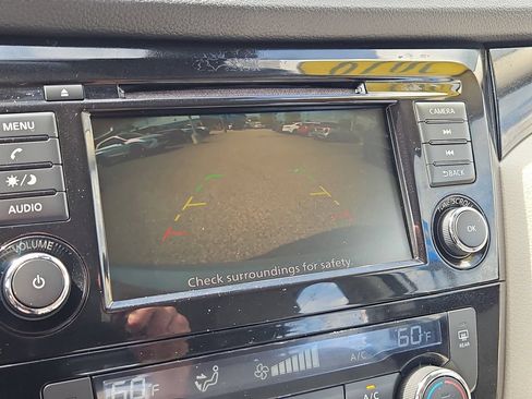 Used 2019 Nissan Rogue Sport SV AWD/4WD image 15