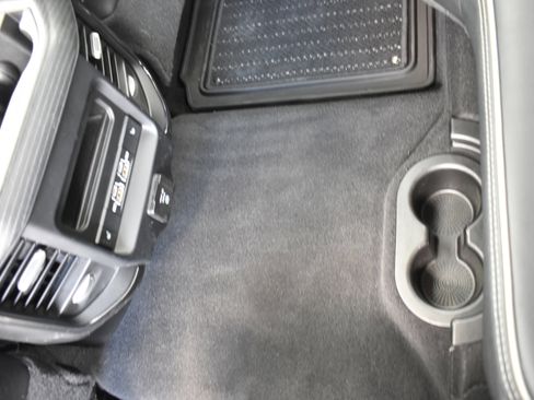 Used 2024 RAM 2500 Limited AWD/4WD image 27