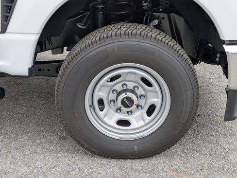 New 2026 Ford F250 XL AWD/4WD image 12