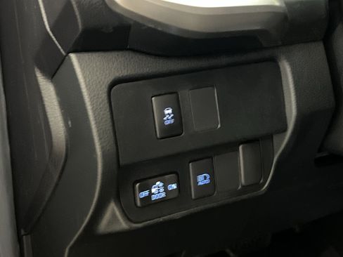 Used 2022 Toyota Tacoma SR5 AWD/4WD image 35