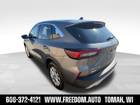Used 2024 Ford Escape Active AWD/4WD image 3