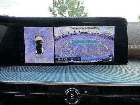 Certified 2025 Nissan Murano Platinum w/ Cargo Package image 30