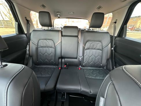 New 2026 Nissan Pathfinder Platinum AWD/4WD image 27