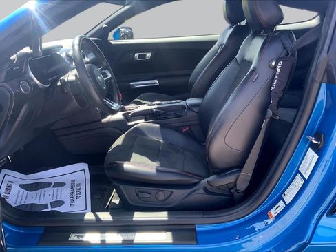 Used 2020 Ford Mustang GT Premium w/ Equipment Group 401A RWD image 8