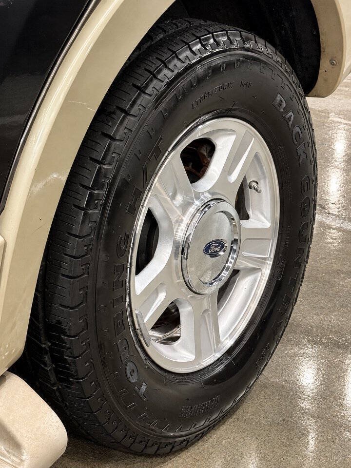 Used 2006 Ford Expedition Eddie Bauer AWD/4WD image 19