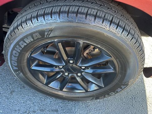 Used 2019 Dodge Grand Caravan GT image 21