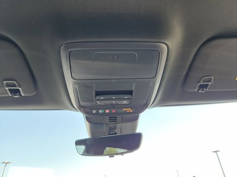 Used 2026 Chevrolet Traverse Z71 w/ Enhanced Driving Package AWD/4WD image 21
