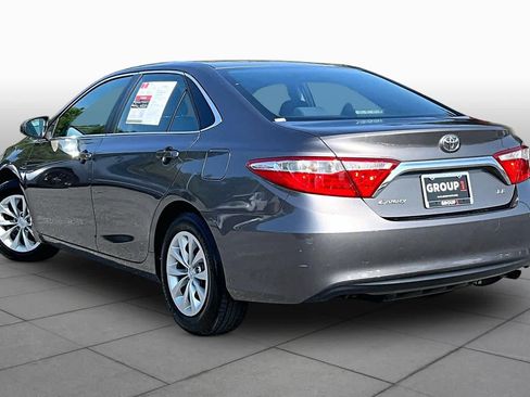Used 2015 Toyota Camry LE FWD image 12