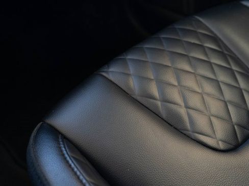 Used 2023 Ford Edge Titanium image 26