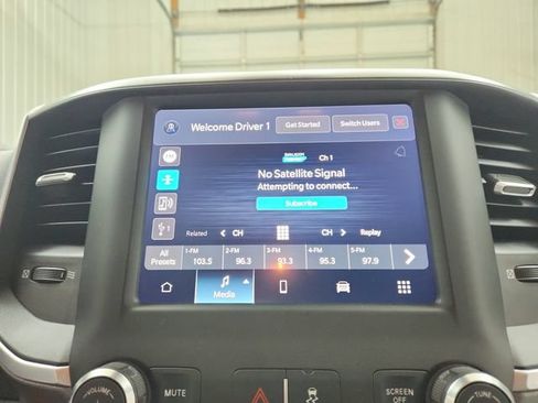 Used 2024 RAM 2500 Big Horn AWD/4WD image 23