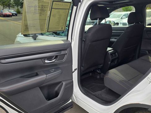 Used 2023 Honda CR-V Sport image 15