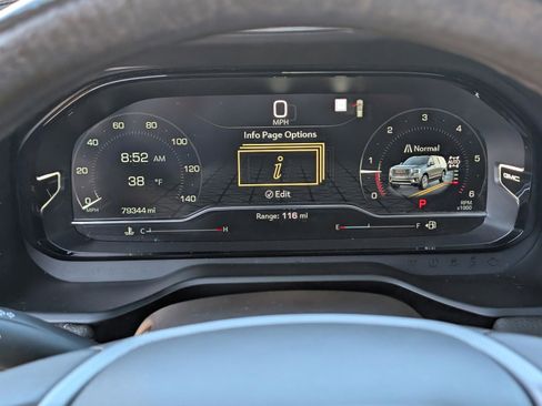 Used 2022 GMC Yukon XL Denali w/ Denali Ultimate Package image 23