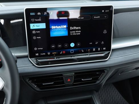 New 2026 Volkswagen Tiguan SE image 25