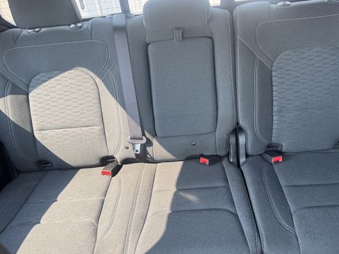 Used 2025 RAM 1500 Big Horn AWD/4WD image 12