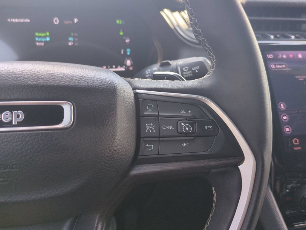 Used 2024 Jeep Grand Cherokee Limited 4xe AWD/4WD image 35
