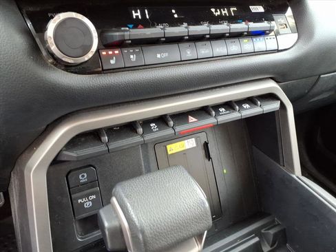 Used 2023 Toyota Tundra Limited w/ Power Package image 24