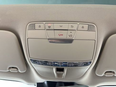 Used 2022 Mercedes-Benz GLC 300 4MATIC image 34