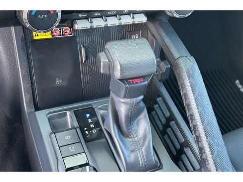 Used 2026 Toyota Tacoma TRD Off-Road w/ TRD Off Road Upgrade Package AWD/4WD image 23